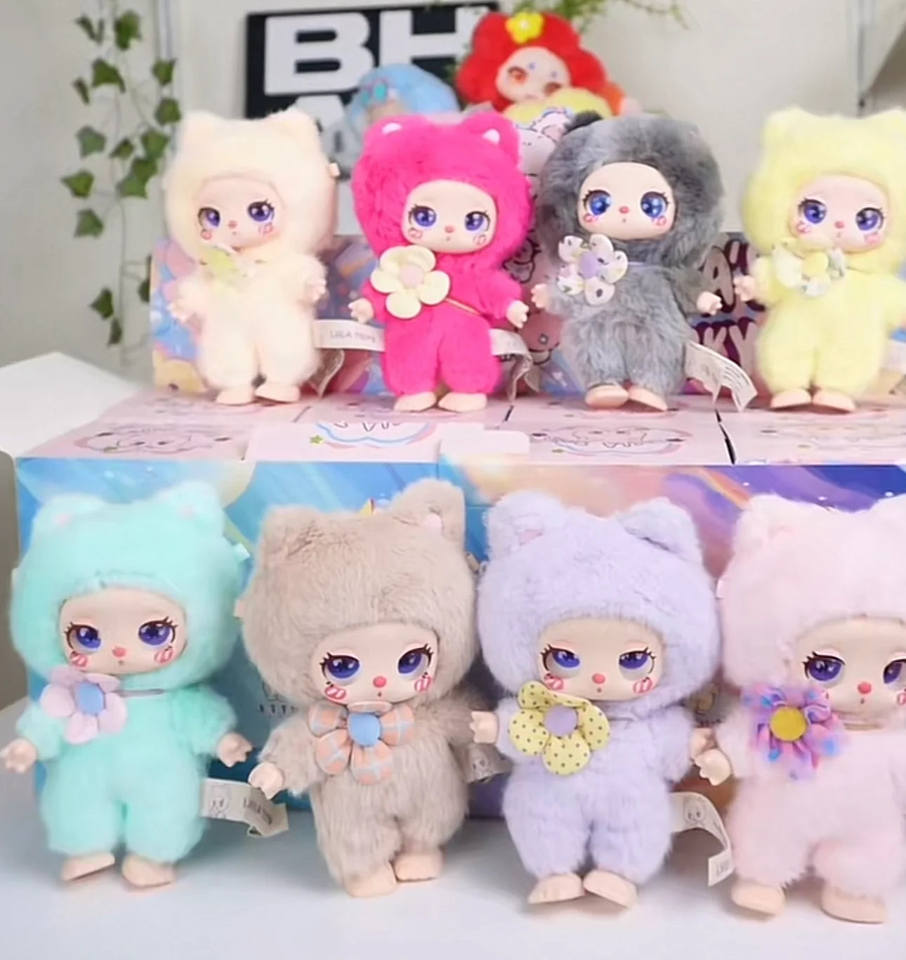 Liila Lucky Cat V1 Vinyl Plush Blind Box