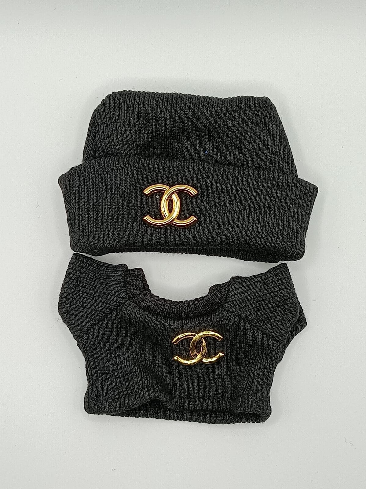 Shirts & Beanies with Brands Emblem