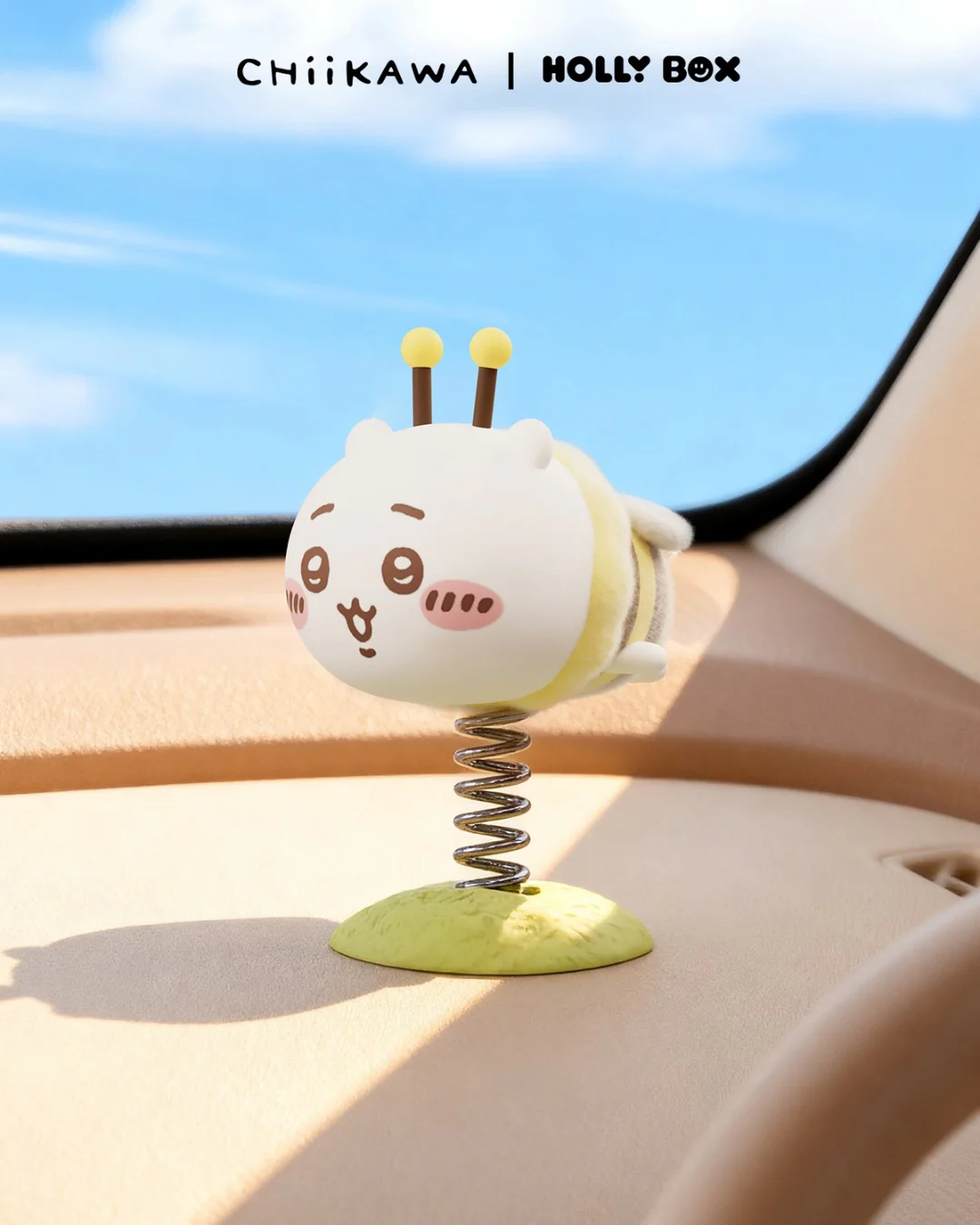 Chiikawa Little Bee Shaker