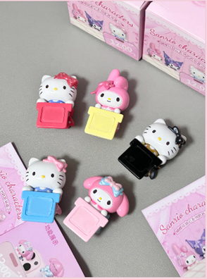 Moetch x Sanrio Hippers Mini Figure Bowtie Sweetheart Party Blind Box
