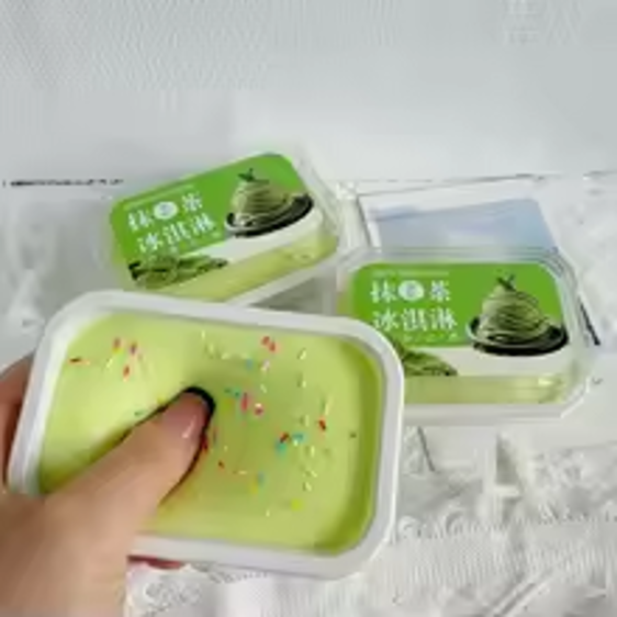 SQUISHY - ICE CREAM CAKE