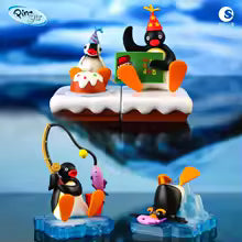 Pingu Penguin Family Miniature Scene Twist Ball Trendy Blind Box