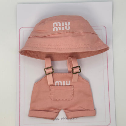 Jumpers & Bucket Hats