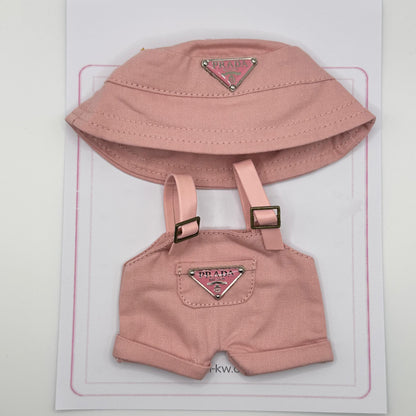 Jumpers & Bucket Hats